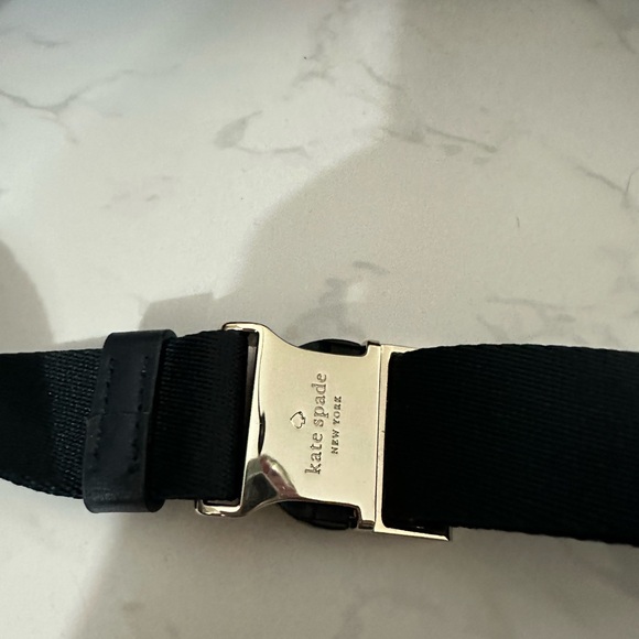 Nylon Belt Bag NWOT HTF Kate Spade NY Chelsea in Whimsey Floral. Dark Blue - Picture 4 of 6